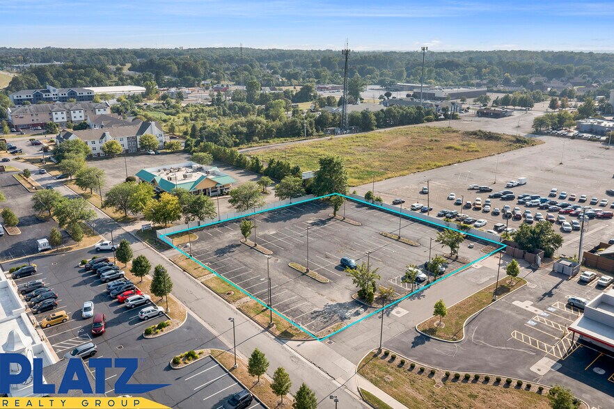 Tiffany South, Boardman, OH for lease - Building Photo - Image 2 of 8