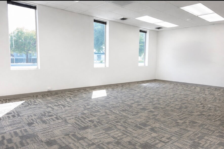 795 San Antonio Rd, Palo Alto, CA for lease - Building Photo - Image 3 of 9