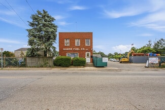 More details for 152 Railroad St, Huntington, NY - Industrial for Sale