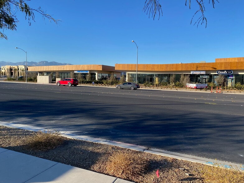 Sunset & Durango, Las Vegas, NV for lease - Building Photo - Image 1 of 14
