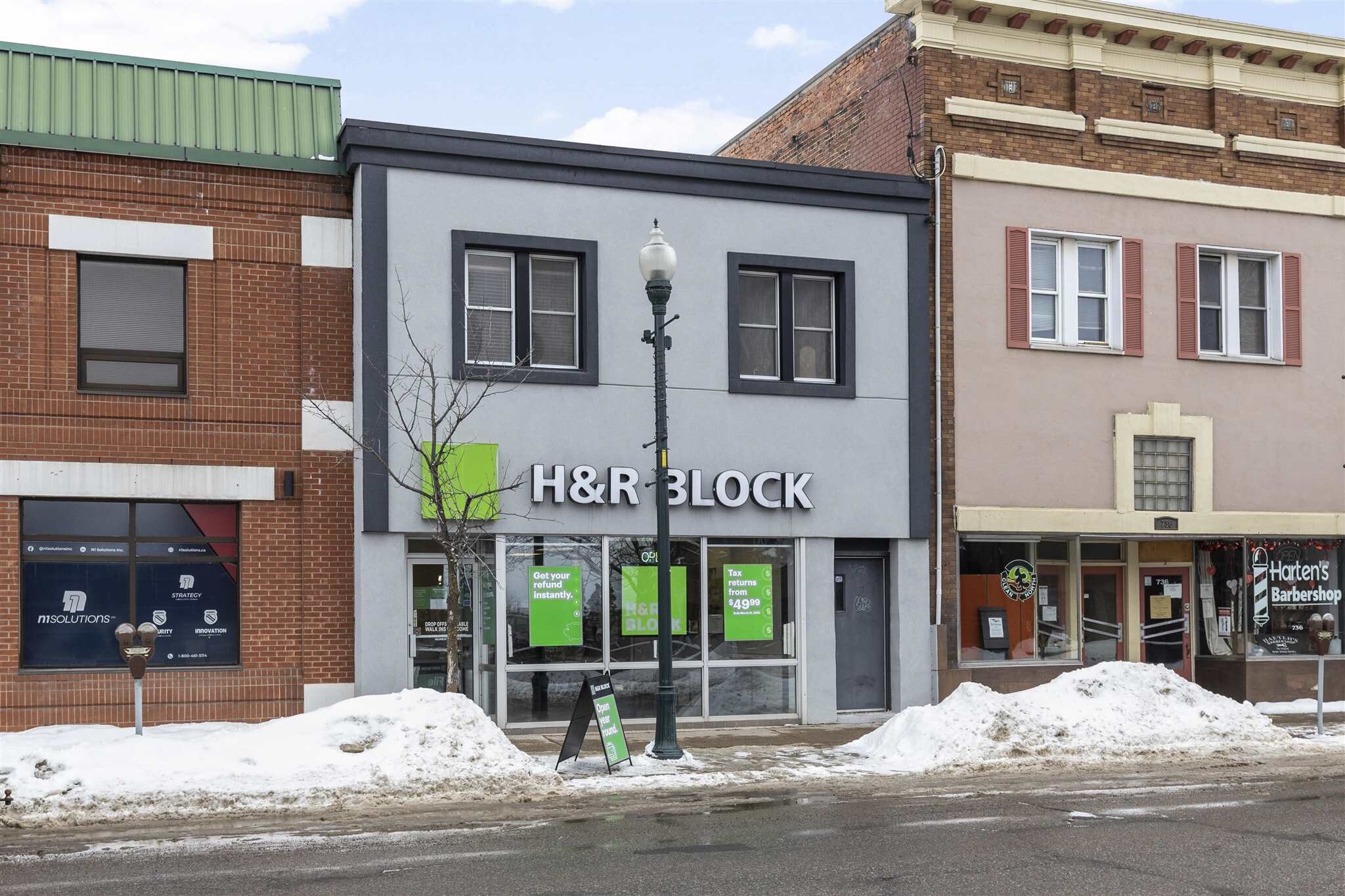 732-734 Queen St E, Sault Ste Marie, ON à vendre Photo principale- Image 1 de 4