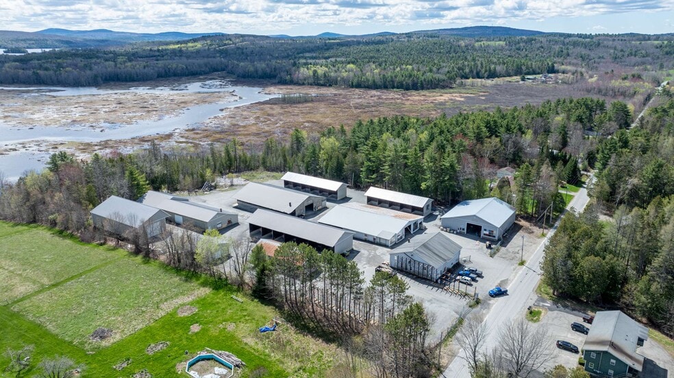 58 Fowler rd, Orrington, ME for sale - Primary Photo - Image 1 of 7