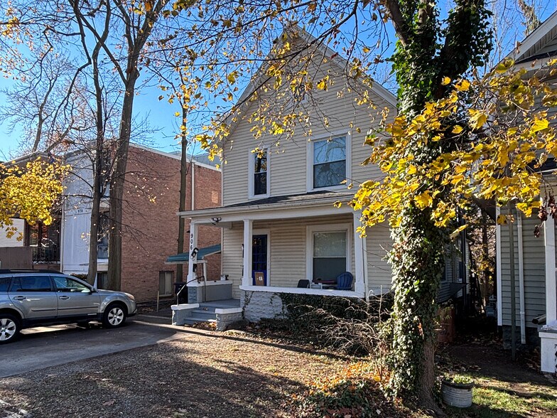 906 Packard St, Ann Arbor, MI à vendre - Photo principale - Image 1 de 5