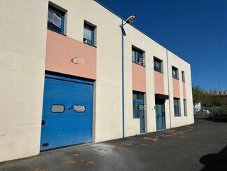 Plus de détails pour Local d'activités à louer