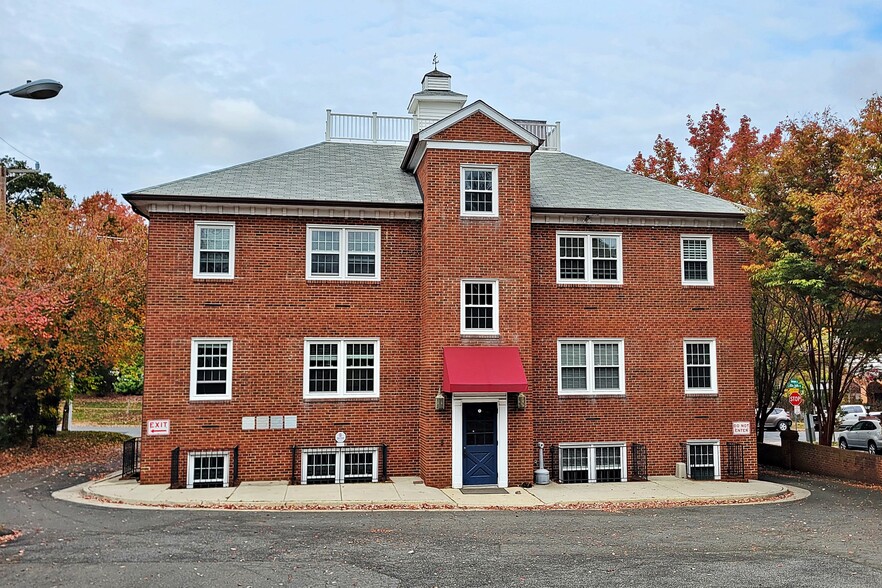 210 Little Falls St, Falls Church, VA for lease - Building Photo - Image 2 of 20