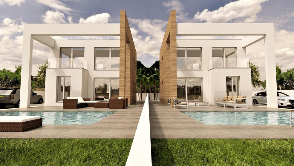 Terrain dans Torrevieja, Alicante à vendre - Photo du bâtiment - Image 2 de 25