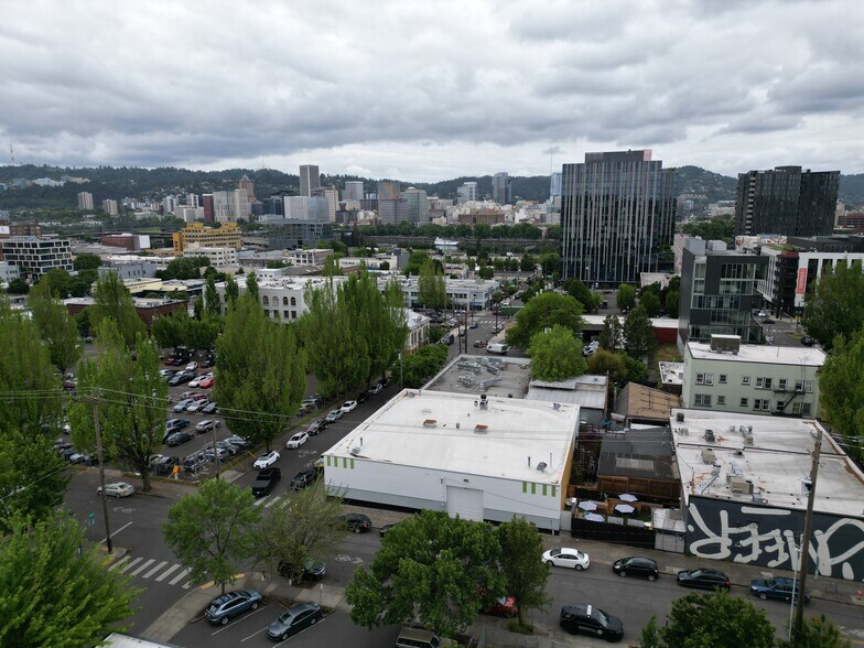 645 SE Ankeny St, Portland, OR à louer - Aérien - Image 3 de 17