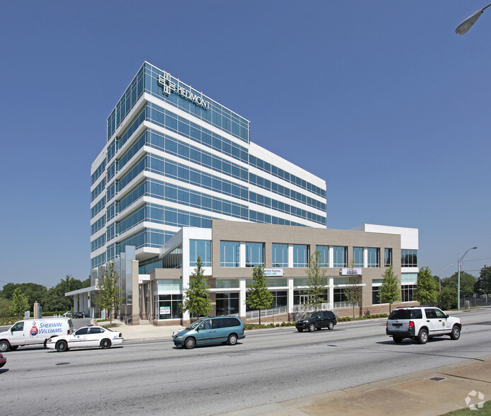 1800 Howell Mill Rd, Atlanta, GA for lease - Primary Photo - Image 1 of 9