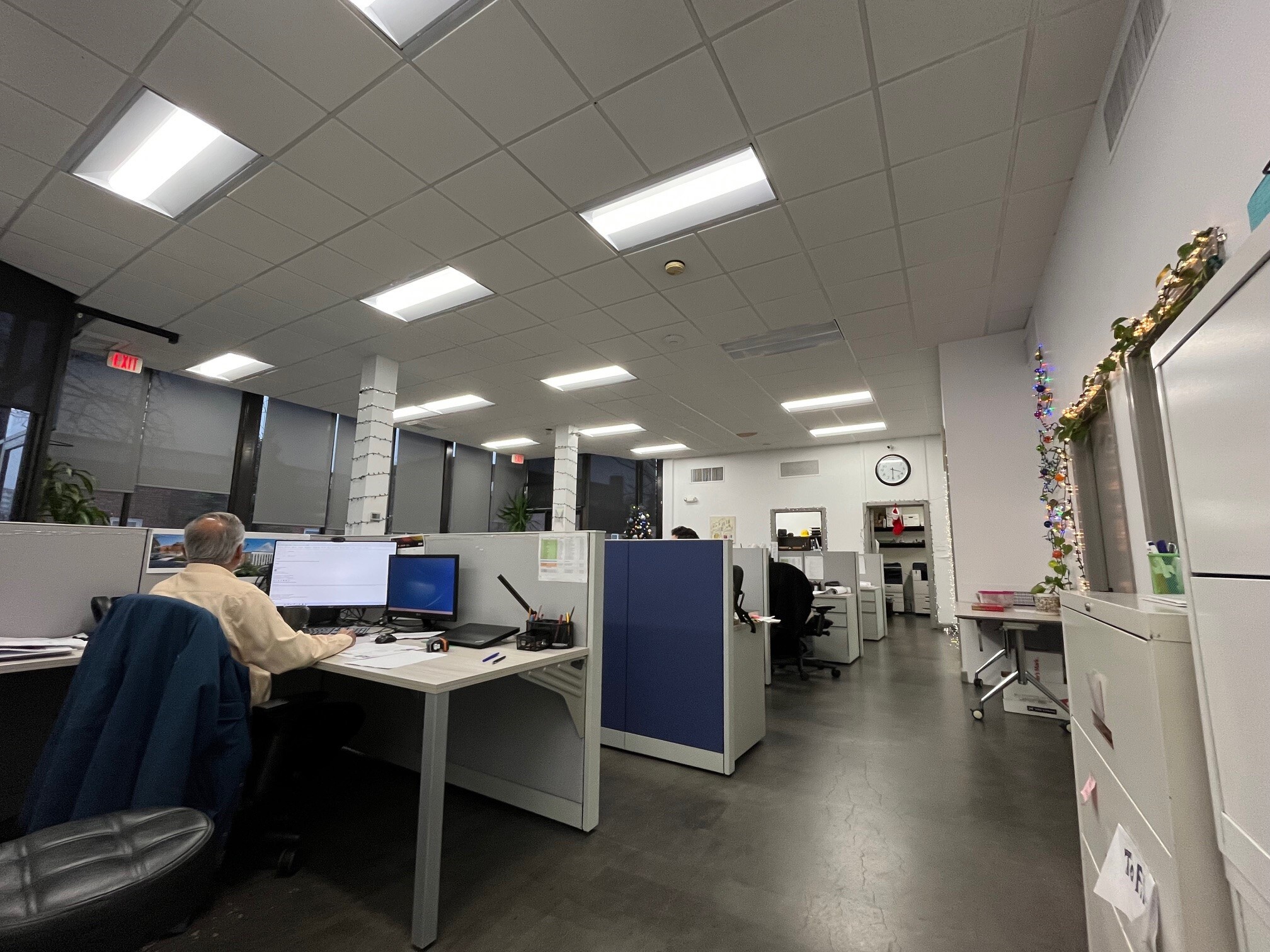 1111 Main St, East Hartford, CT for lease Interior Photo- Image 1 of 5