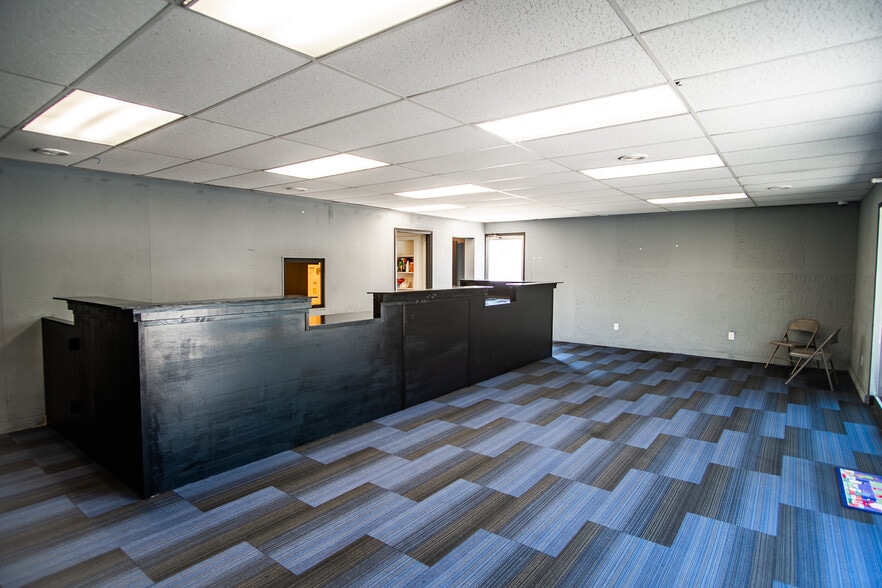 1218 E Magnolia Ave, Knoxville, TN à louer - Hall d’entrée - Image 3 de 23