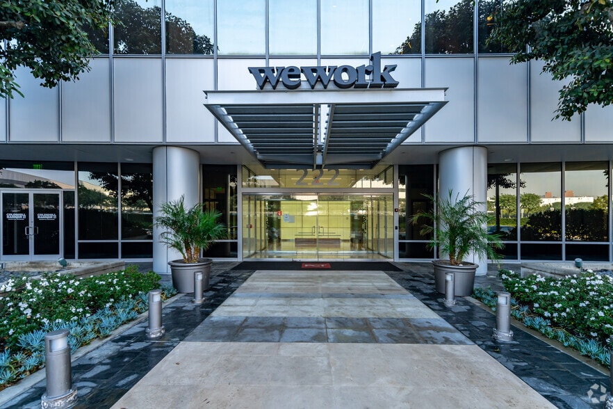 222 N Pacific Coast Hwy, El Segundo, CA for lease - Building Photo - Image 2 of 8
