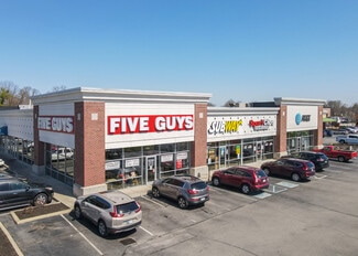Plus de détails pour 9210 Rockville Rd, Indianapolis, IN - Commerce de détail à louer