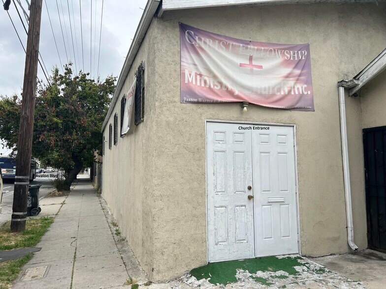 10616 Avalon Blvd, Los Angeles, CA à vendre - Photo du bâtiment - Image 3 de 47