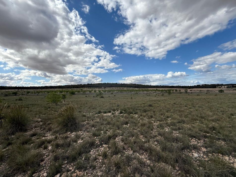 Land in Yecla, Murcia for sale Aerial- Image 1 of 5