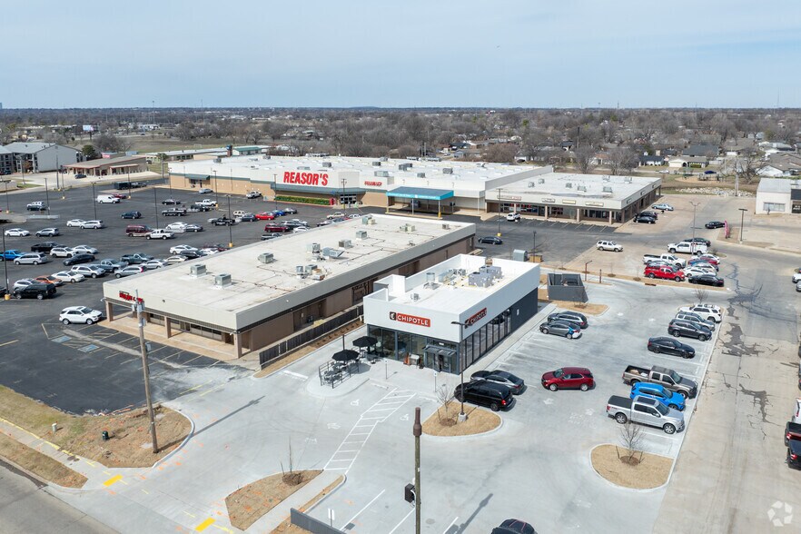 11051 41st st, Tulsa, OK à vendre - Photo du bâtiment - Image 3 de 6