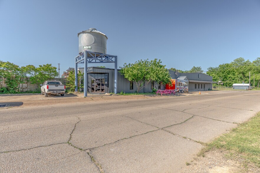 301 Burke Ave, Jonesboro, AR à vendre - Photo du bâtiment - Image 2 de 74