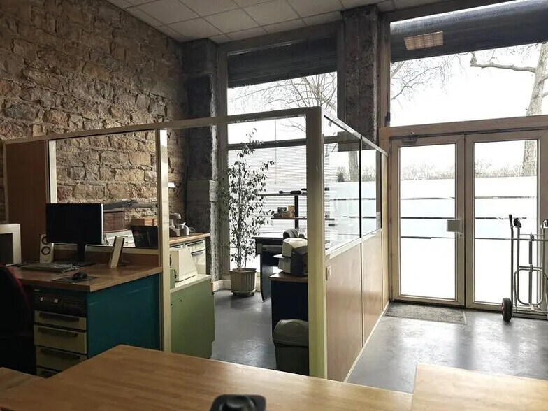 Immeuble residentiel dans Lyon à vendre - Photo intérieure - Image 2 de 6