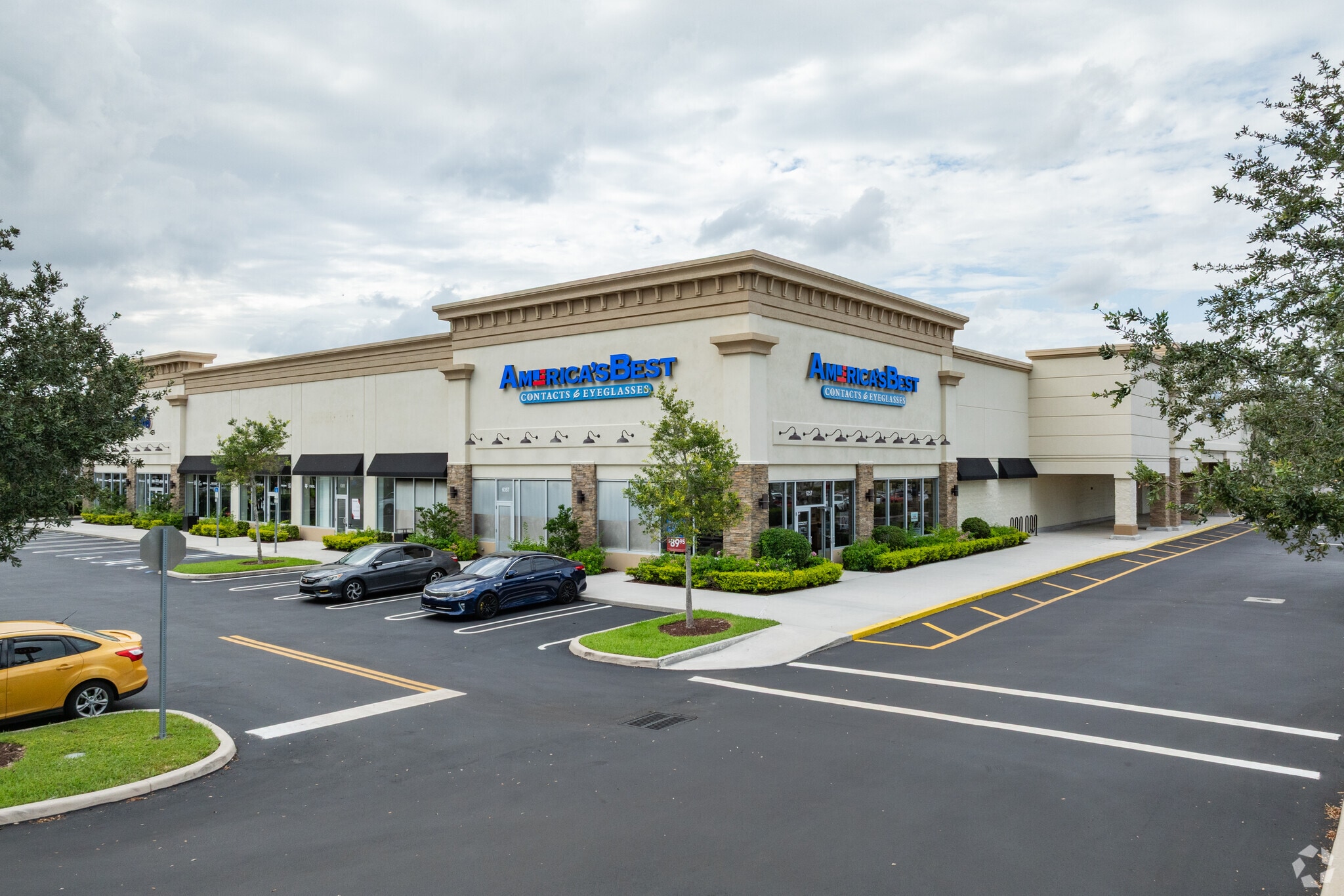 6315-6371 W Sample Rd, Coral Springs, FL for sale Primary Photo- Image 1 of 8