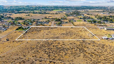 1940 NE 10th St, Hermiston, OR - Aerial  map view - Image1