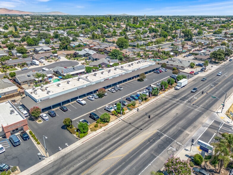 820 N Alta Ave, Dinuba, CA à louer - Photo du bâtiment - Image 3 de 27