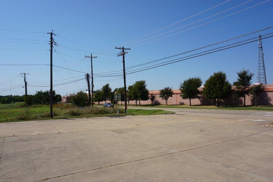 804 Shannon Rd E, Sulphur Springs, TX à vendre - Photo du bâtiment - Image 2 de 18