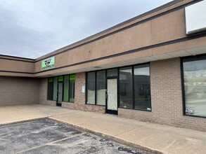 3208 S Alpine Rd, Rockford, IL for lease Building Photo- Image 1 of 3