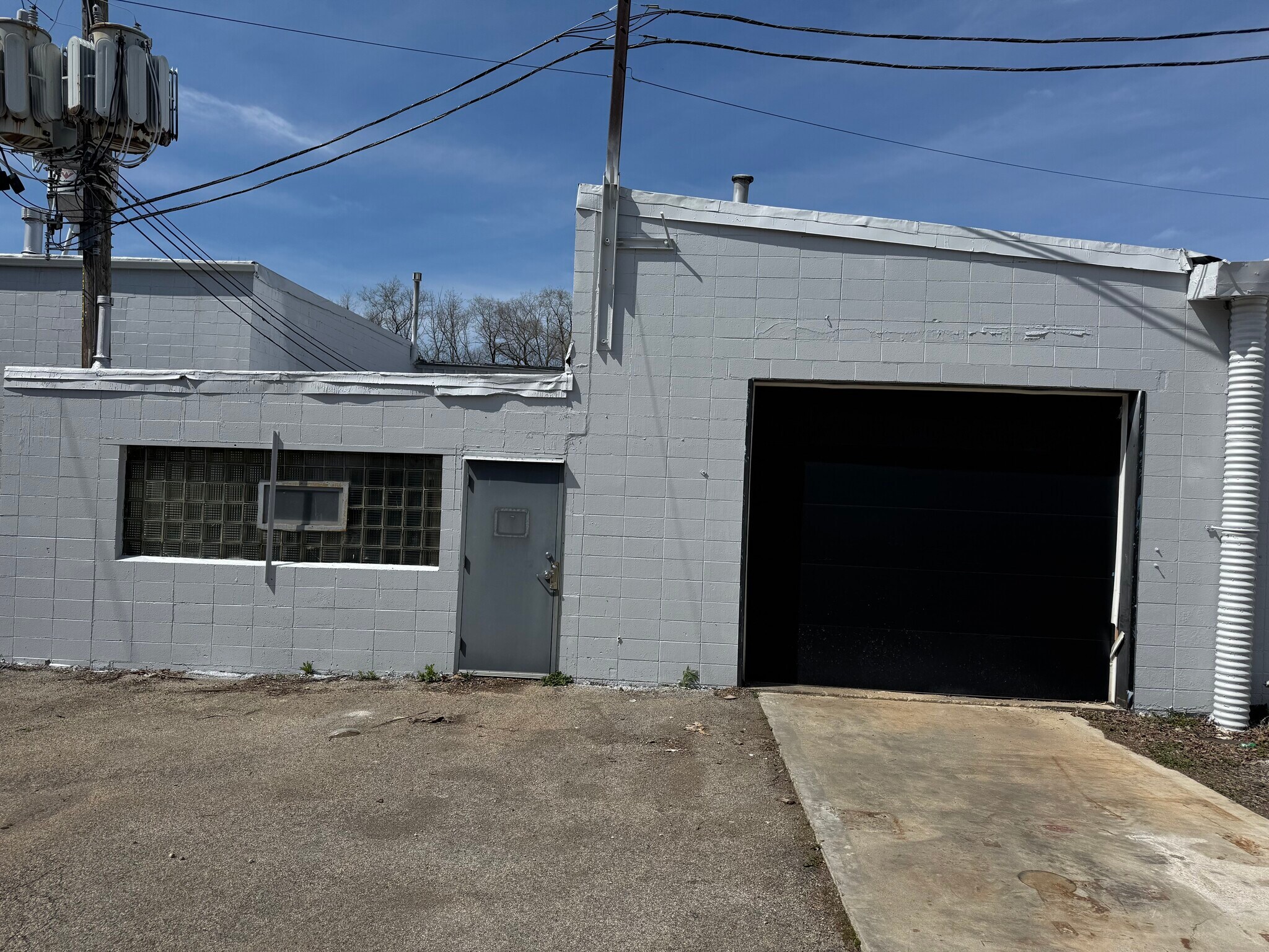 5700 Walnut St, Richmond, IL for lease Building Photo- Image 1 of 1