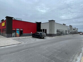 535 Bayfield St, Barrie, ON à louer Photo du bâtiment- Image 2 de 6