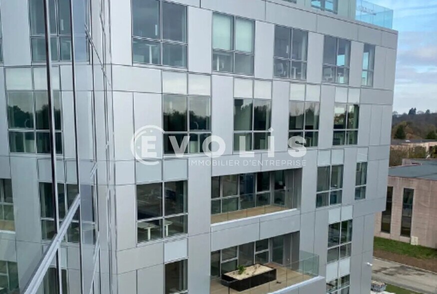 Bureau dans Orsay à louer - Photo du bâtiment - Image 2 de 11