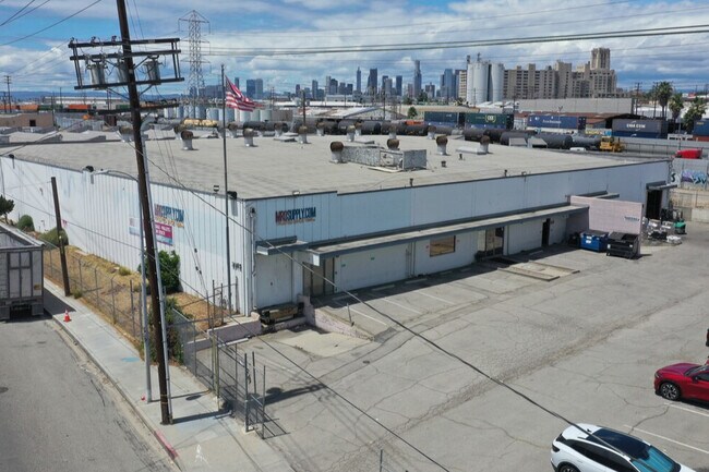 More details for 2915 E Washington Blvd, Los Angeles, CA - Industrial for Sale