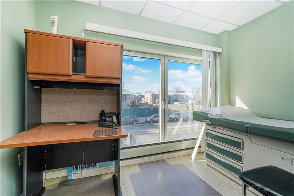 2177 65th St, Brooklyn, NY 11204 - Unité 2C -  - Photo intérieure - Image 2 of 17