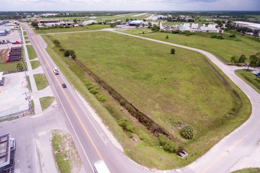 950 New Harvest Rd, Immokalee, FL for lease - Building Photo - Image 2 of 2