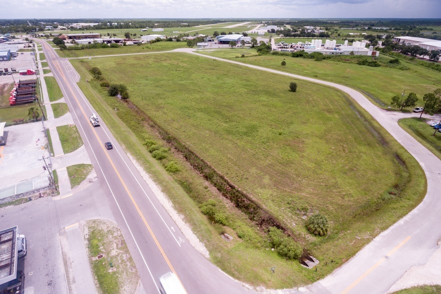 950 New Harvest Rd, Immokalee, FL à vendre - Photo du bâtiment - Image 1 de 4