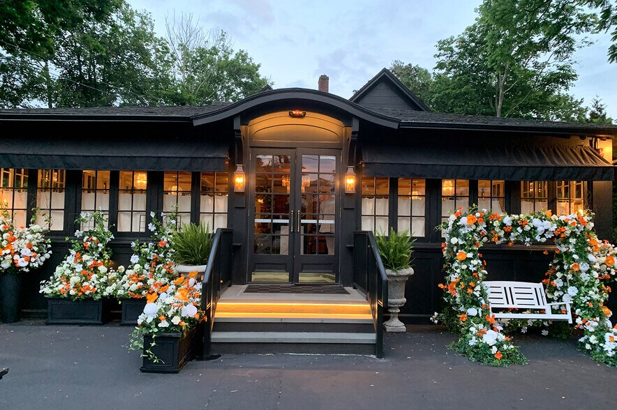 210 Hampton Rd, Southampton, NY à vendre - Photo du bâtiment - Image 3 de 16