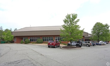 519-525 Branchway Rd, North Chesterfield, VA à louer Photo principale- Image 2 de 2