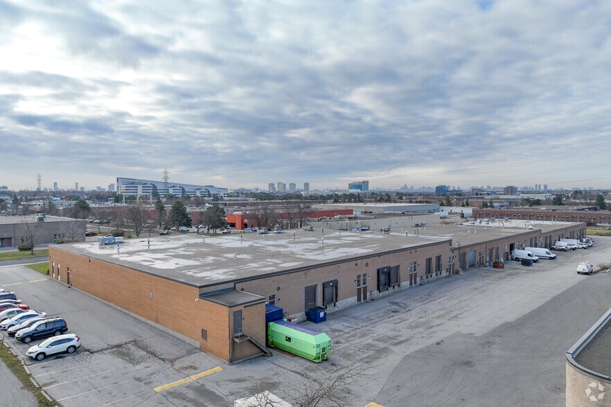 150 Ferrier St, Markham, ON for lease - Building Photo - Image 2 of 4