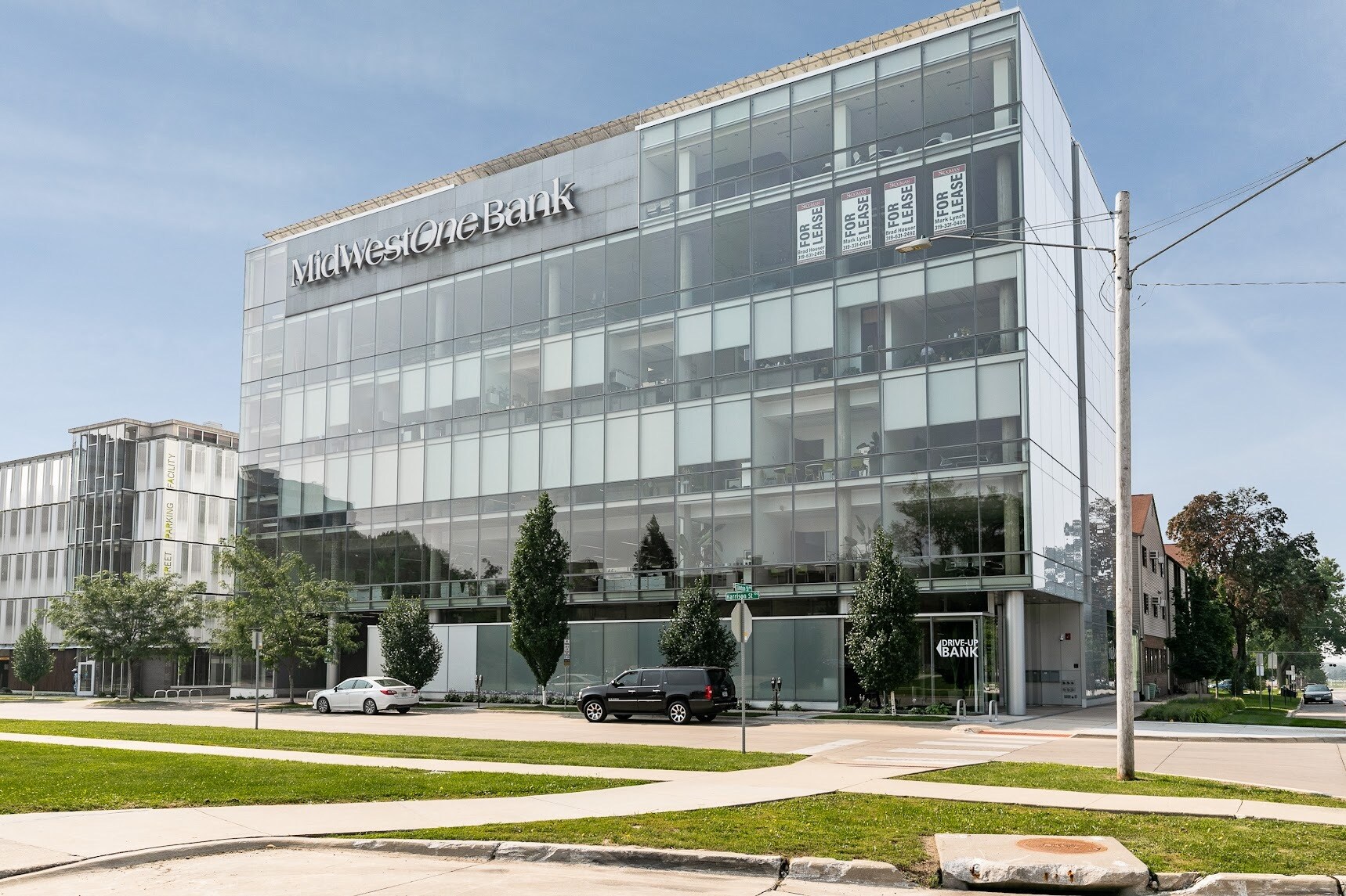 500 S Clinton St, Iowa City, IA à louer Photo principale- Image 1 de 15