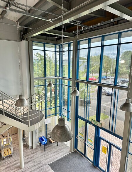 1 Queen Elizabeth Av, Glasgow à louer - Photo intérieure - Image 3 de 16