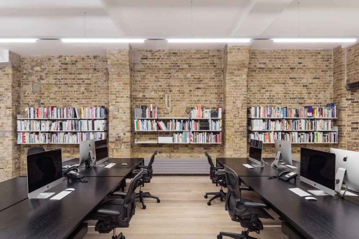 18 Bowling Green Ln, London, LND EC1R 0BW - Unit GRND - - Interior Photo - Image 2 of 10