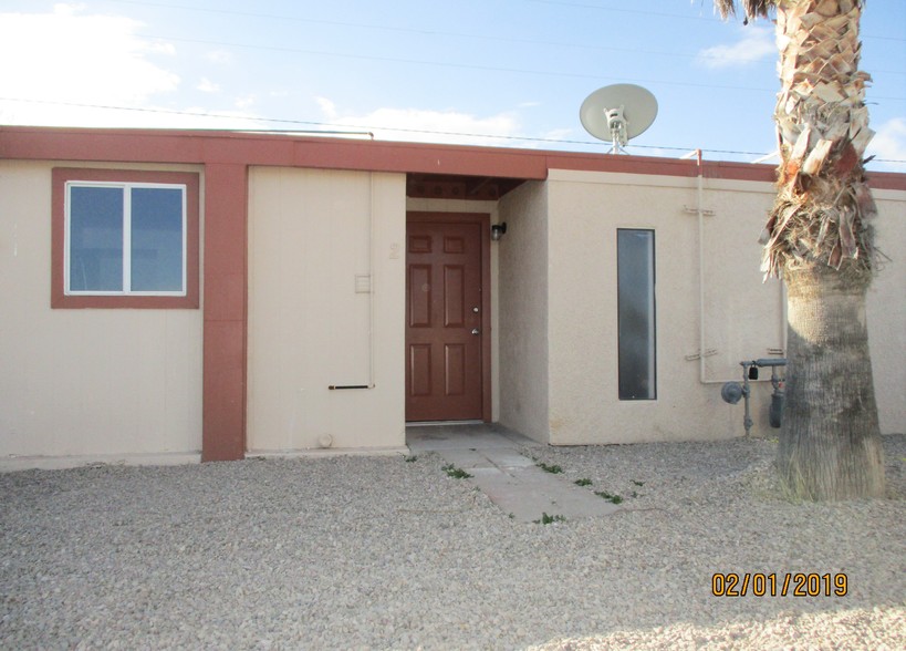 10473 S Nogales Hwy, Tucson, AZ à vendre - Photo du bâtiment - Image 1 de 1