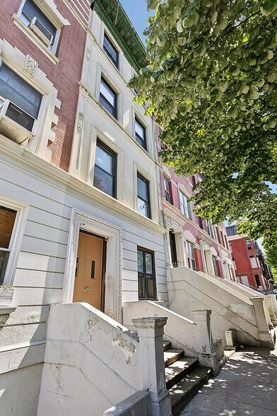 54 Edgecombe Ave, New York, NY for sale - Building Photo - Image 1 of 8