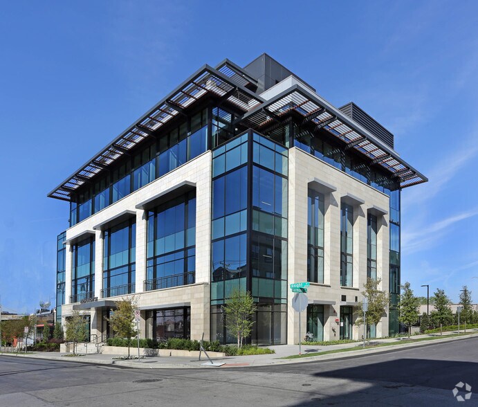 2525 Knight St, Dallas, TX for lease - Primary Photo - Image 1 of 5