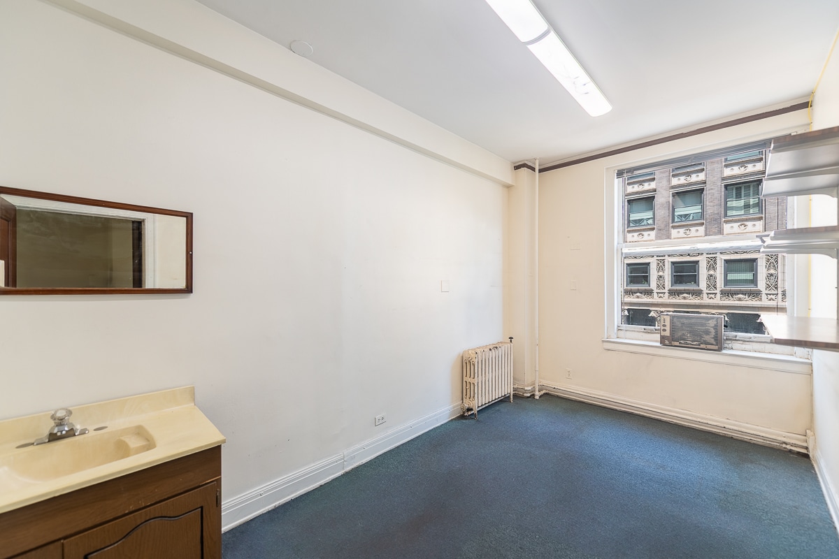 8 S Michigan Ave, Chicago, IL à louer Photo intérieure- Image 1 de 3