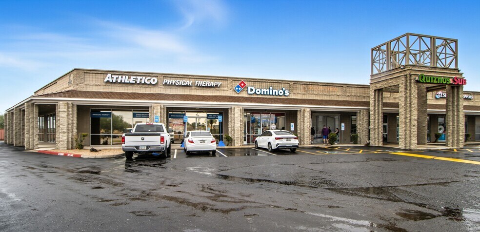 21043 N Cave Creek Rd, Phoenix, AZ à louer - Photo du bâtiment - Image 3 de 23