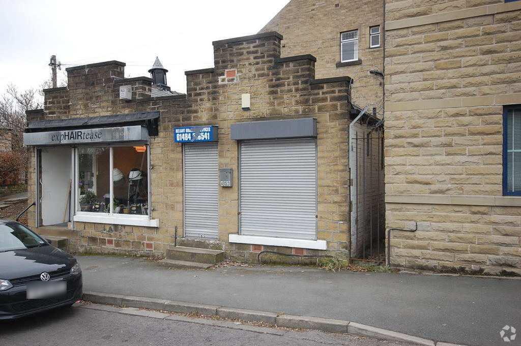 401-403 Bradford Rd, Huddersfield for lease Primary Photo- Image 1 of 2
