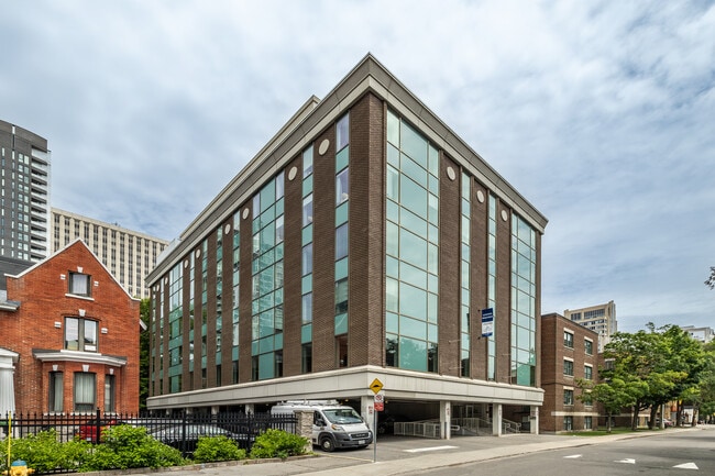 More details for 245 Cooper St, Ottawa, ON - Office for Lease