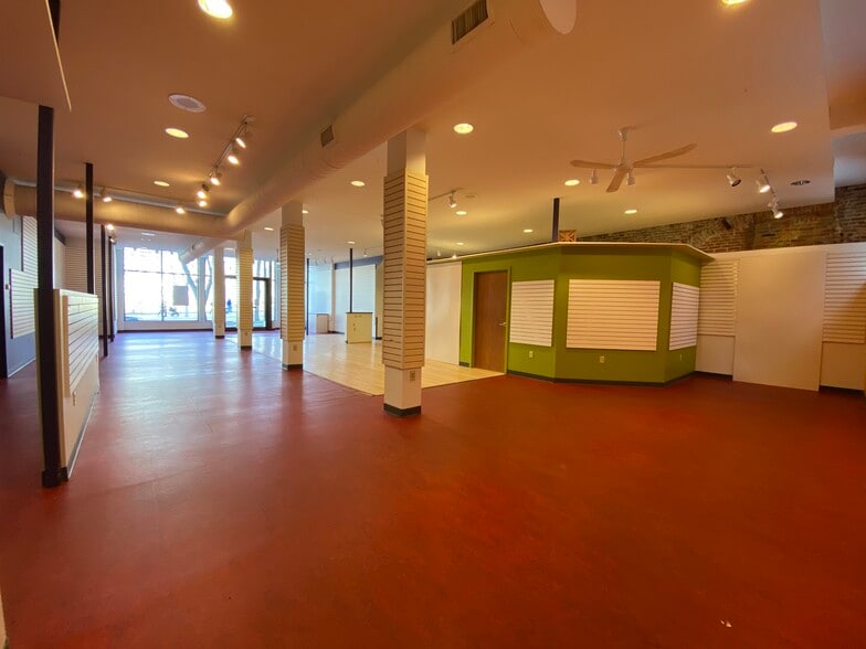 8 S Carroll St, Madison, WI for lease - Building Photo - Image 2 of 5