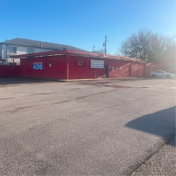 8226 Gulf Fwy, Houston, TX à vendre - Photo du bâtiment - Image 1 de 5