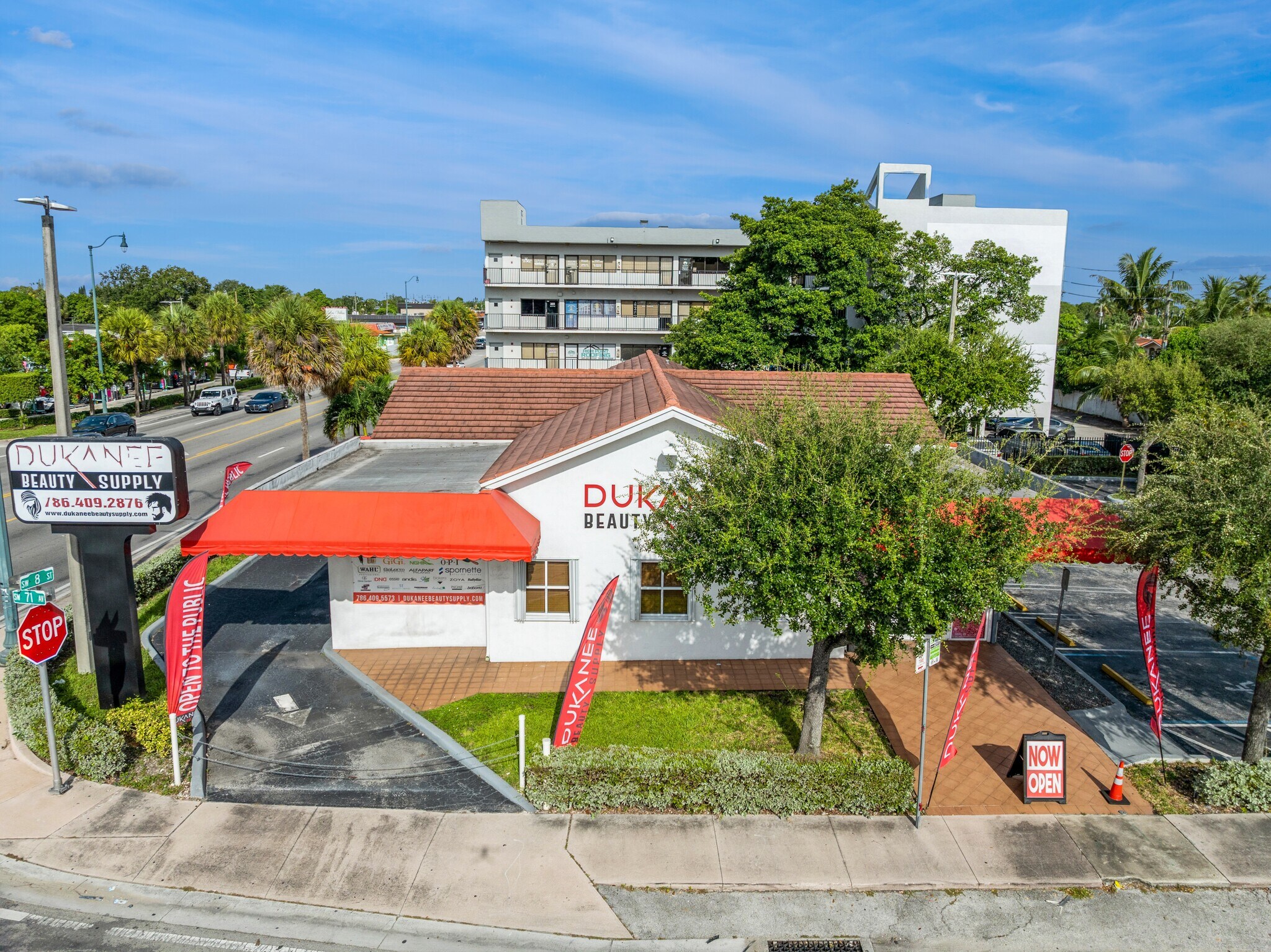 7101 SW 8th St, Miami, FL à vendre Photo du bâtiment- Image 1 de 8