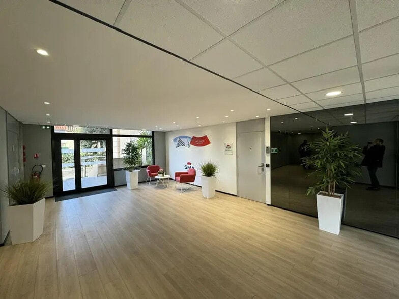 Bureau dans Marseille à louer - Hall d’entrée - Image 3 de 6